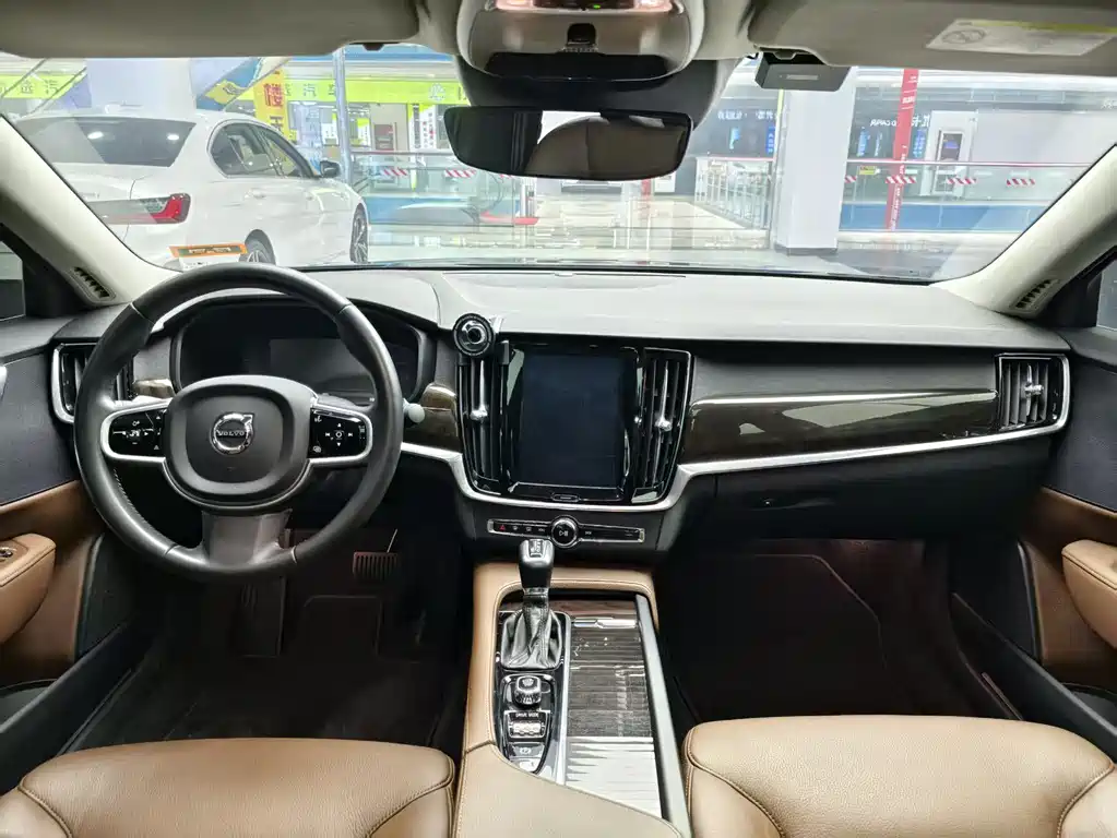 Volvo Volvo S90 2018 T4 IntelliLink Edition 2018 - thumbnail 8