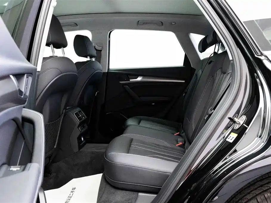Audi Audi Q5L 2021 40 TFSI Luxury Dynamic Model 2021 - thumbnail 8