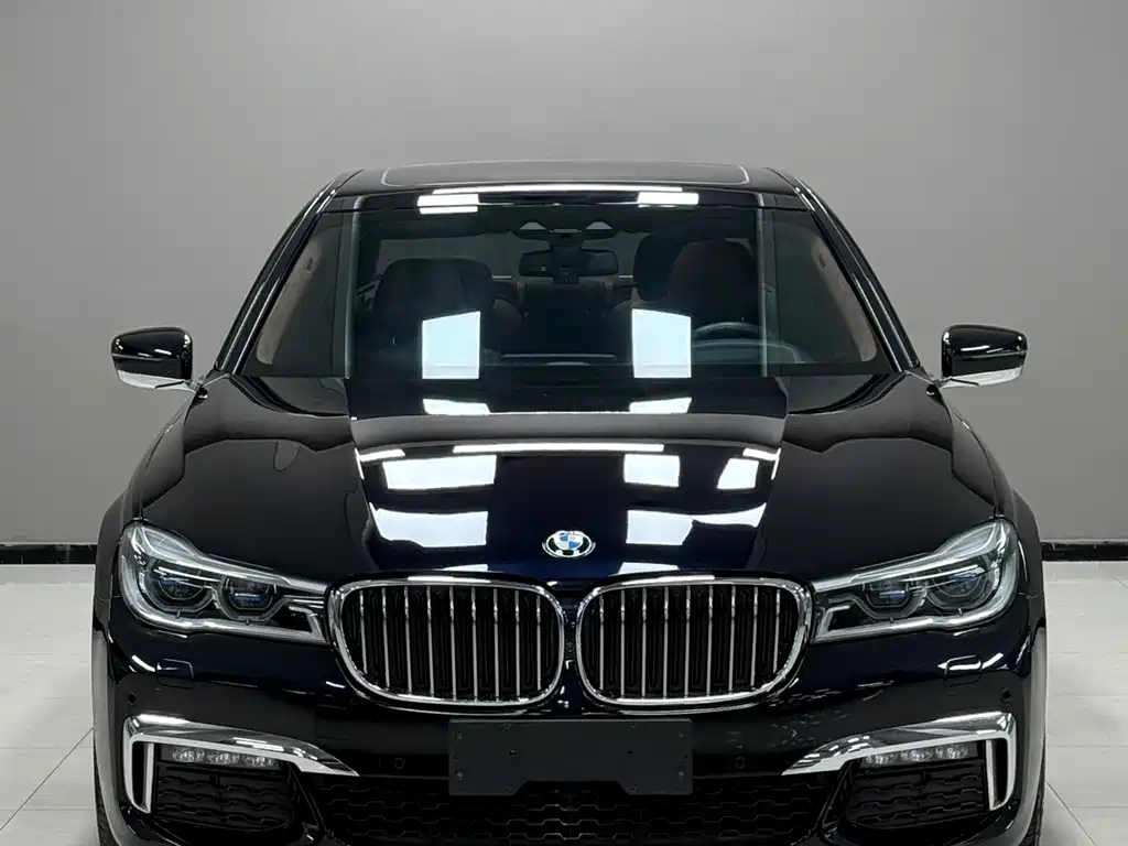 BMW BMW 7 Series 2018 740Li xDrive M Sport Package 2019 - thumbnail 3