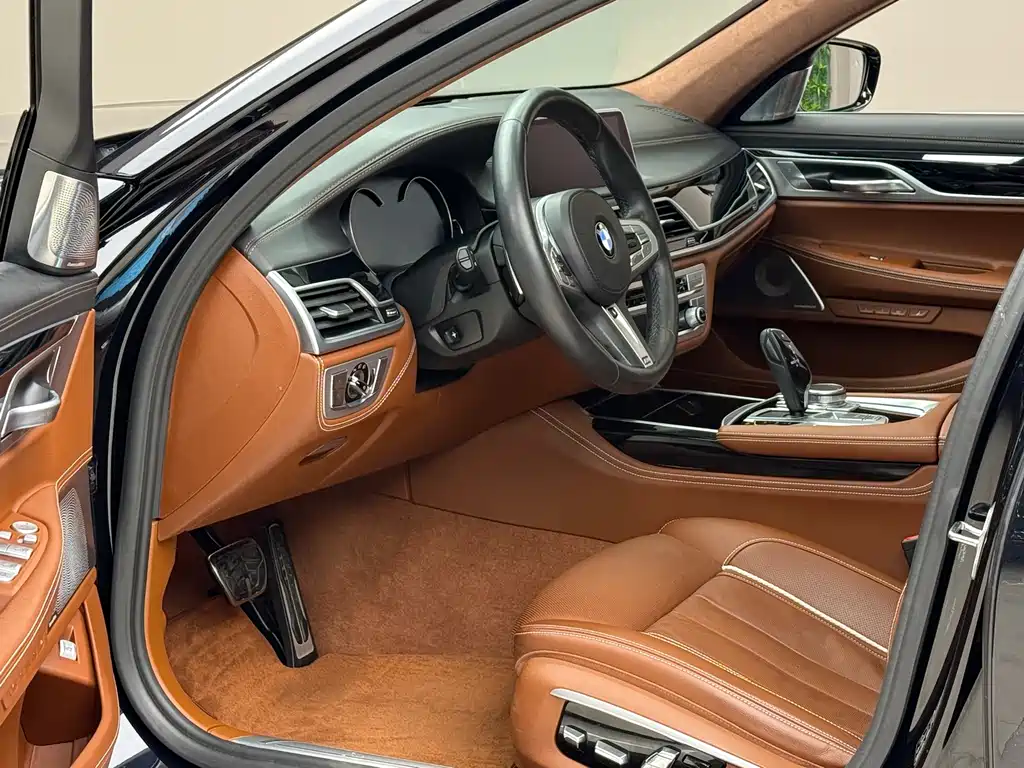 BMW BMW 7 Series 2018 740Li xDrive M Sport Package 2019 - thumbnail 5