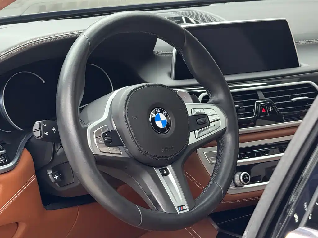 BMW BMW 7 Series 2018 740Li xDrive M Sport Package 2019 - thumbnail 8