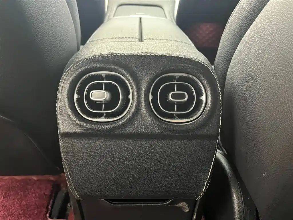 Mercedes-Benz Mercedes-Benz C-Class 2023 C 260 L Night Sport Edition 2022 - thumbnail 8