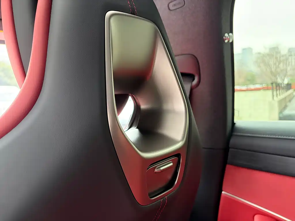 Xiaomi Automobile Xiaomi SU7 2024 RWD Long Range Intelligent Driving Edition 2025 - thumbnail 24