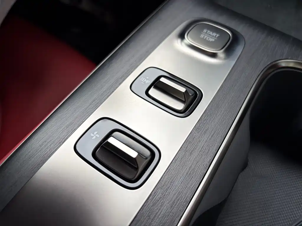Xiaomi Automobile Xiaomi SU7 2024 RWD Long Range Intelligent Driving Edition 2025 - thumbnail 25