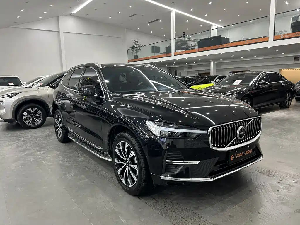 Volvo Volvo XC60 2022 B5 AWD Momentum Luxury Edition 2022 - thumbnail 18