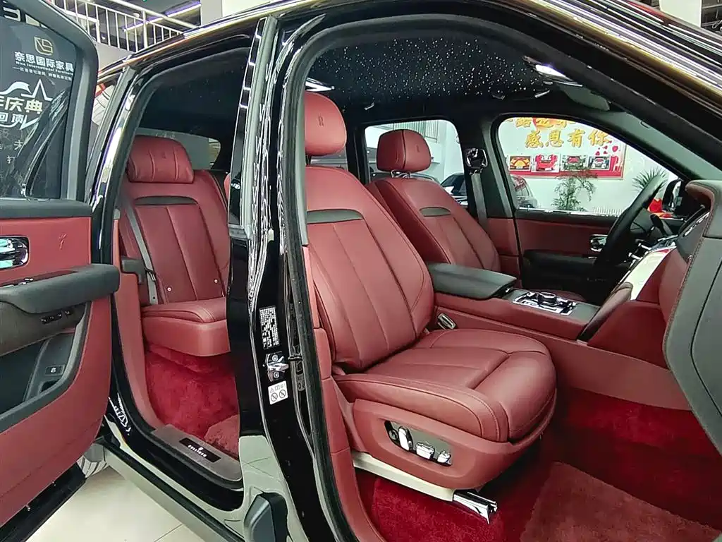 Rolls-Royce Rolls-Royce Cullinan 2018 Four-Seat Version 2022 - thumbnail 11