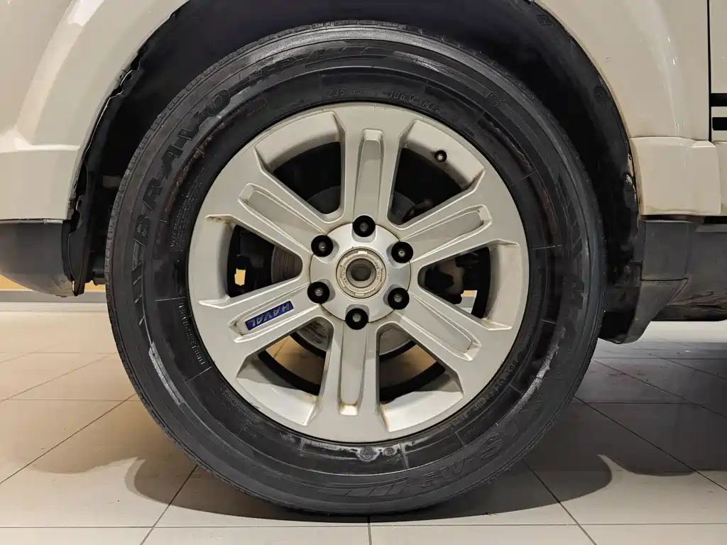 Haval Haval H5 Classic 2018 Model Classic Edition 2.0T Manual 4WD Advanced Type 2018 - thumbnail 5