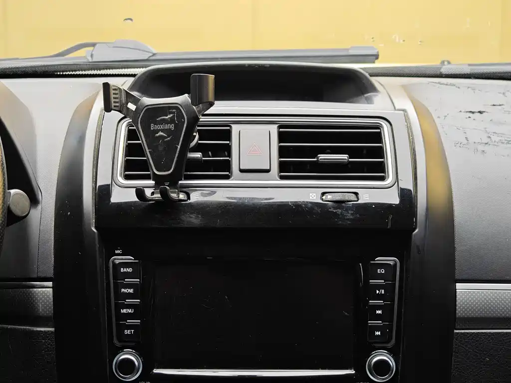 Haval Haval H5 Classic 2018 Model Classic Edition 2.0T Manual 4WD Advanced Type 2018 - thumbnail 15