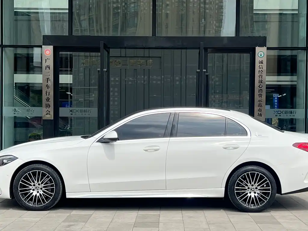 Mercedes-Benz Mercedes-Benz C-Class 2023 Model Year Facelift C 260 L Sport Edition 2023 - thumbnail 3
