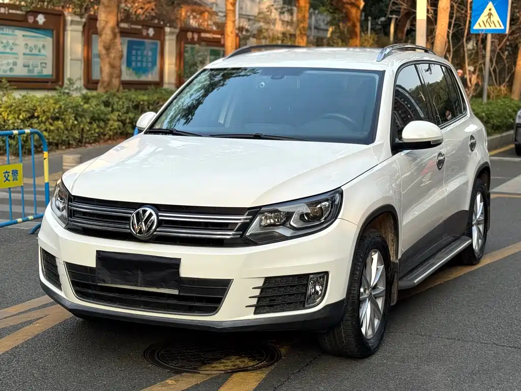 Volkswagen Volkswagen Tiguan 2015 1.8TSI Automatic 2WD Comfort Edition 2016 - thumbnail 4