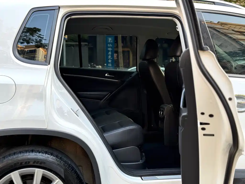 Volkswagen Volkswagen Tiguan 2015 1.8TSI Automatic 2WD Comfort Edition 2016 - thumbnail 7