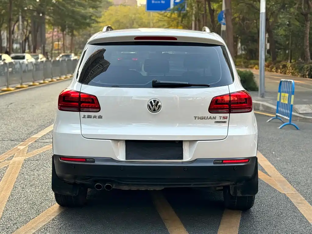 Volkswagen Volkswagen Tiguan 2015 1.8TSI Automatic 2WD Comfort Edition 2016 - thumbnail 19