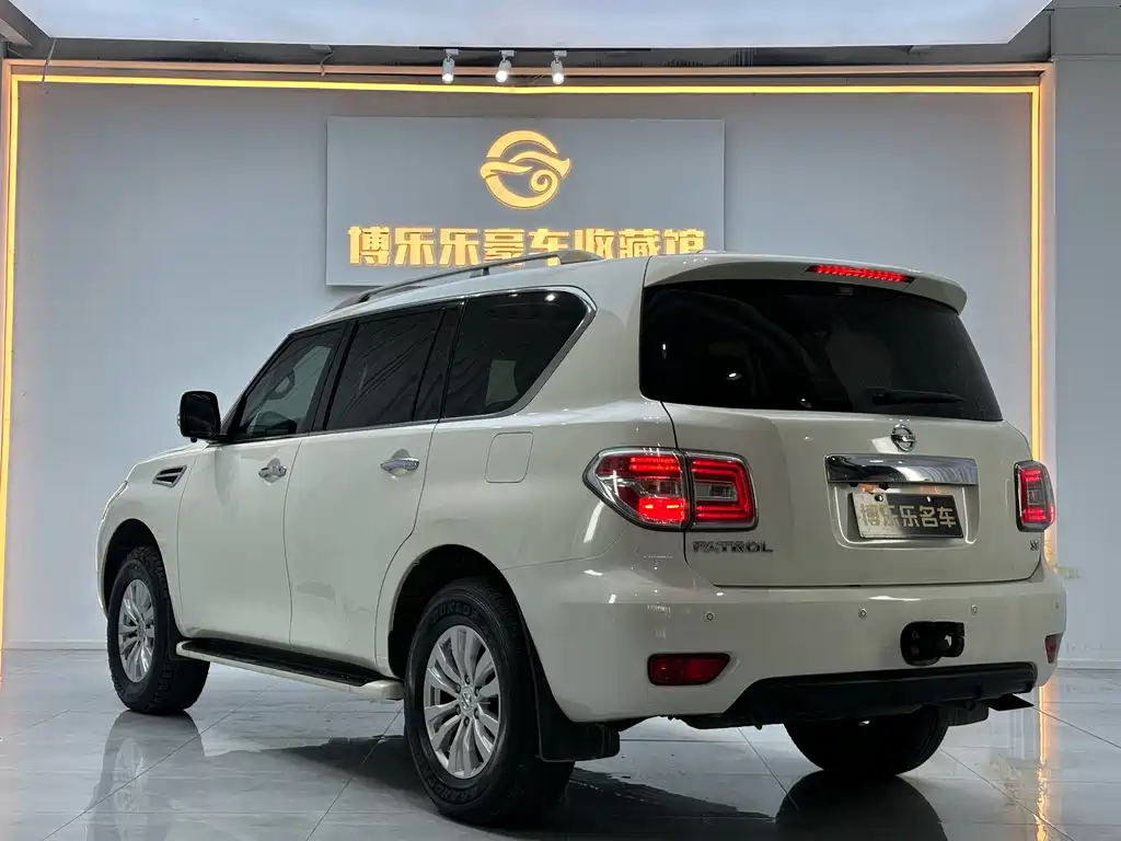 Nissan Nissan Patrol Y62 2018 4.0L Middle East Version 2020 - thumbnail 2