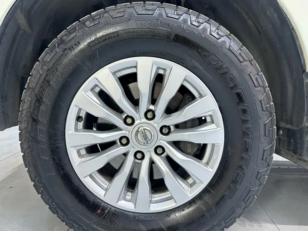 Nissan Nissan Patrol Y62 2018 4.0L Middle East Version 2020 - thumbnail 8