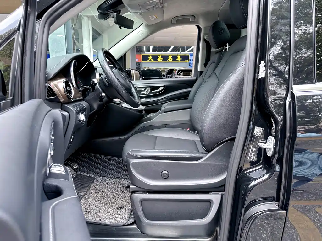 Mercedes-Benz Mercedes-Benz V-Class 2021 V 260 L Long Wheelbase Luxury Edition 2022 - thumbnail 12