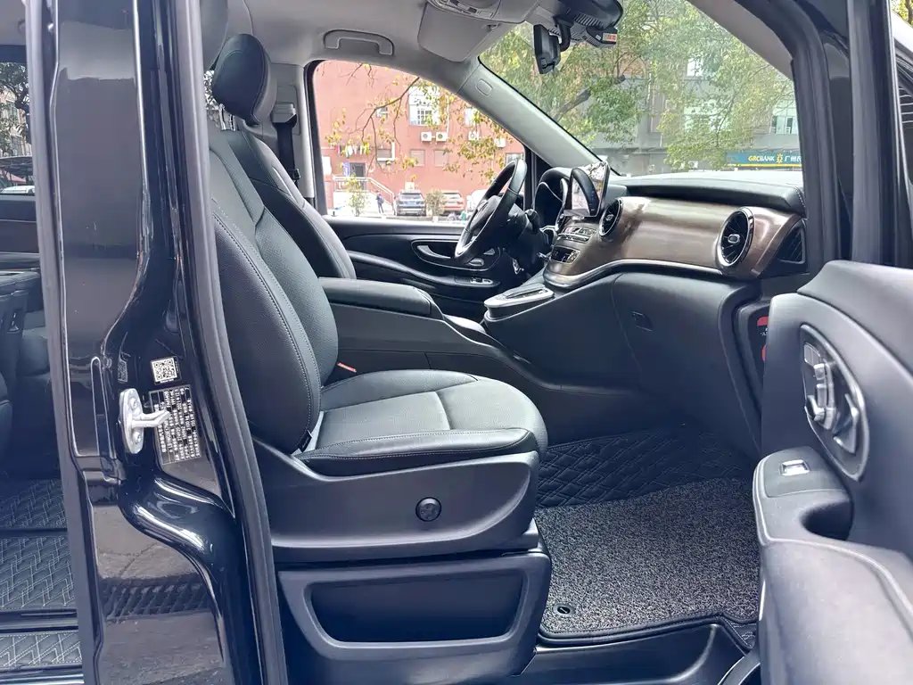 Mercedes-Benz Mercedes-Benz V-Class 2021 V 260 L Long Wheelbase Luxury Edition 2022 - thumbnail 13