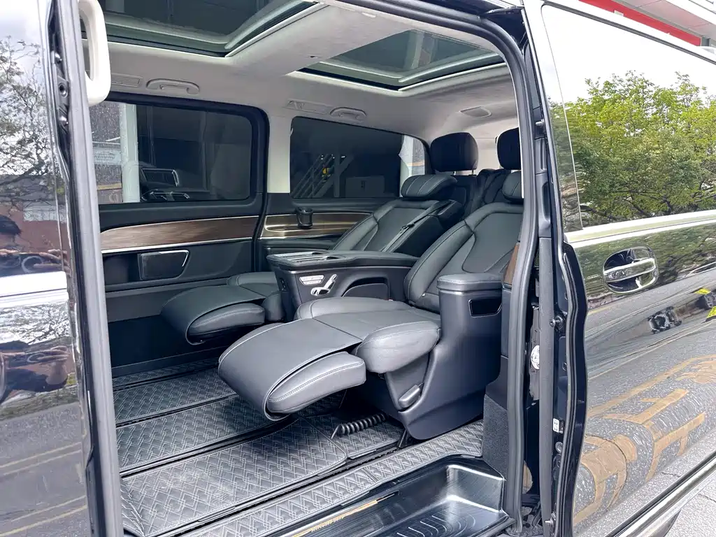 Mercedes-Benz Mercedes-Benz V-Class 2021 V 260 L Long Wheelbase Luxury Edition 2022 - thumbnail 15