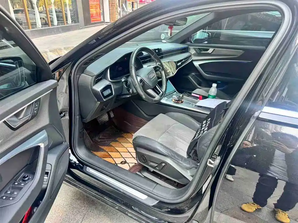 Audi Audi A6L 2020 40 TFSI Luxury Dynamic Edition 2020 - thumbnail 8