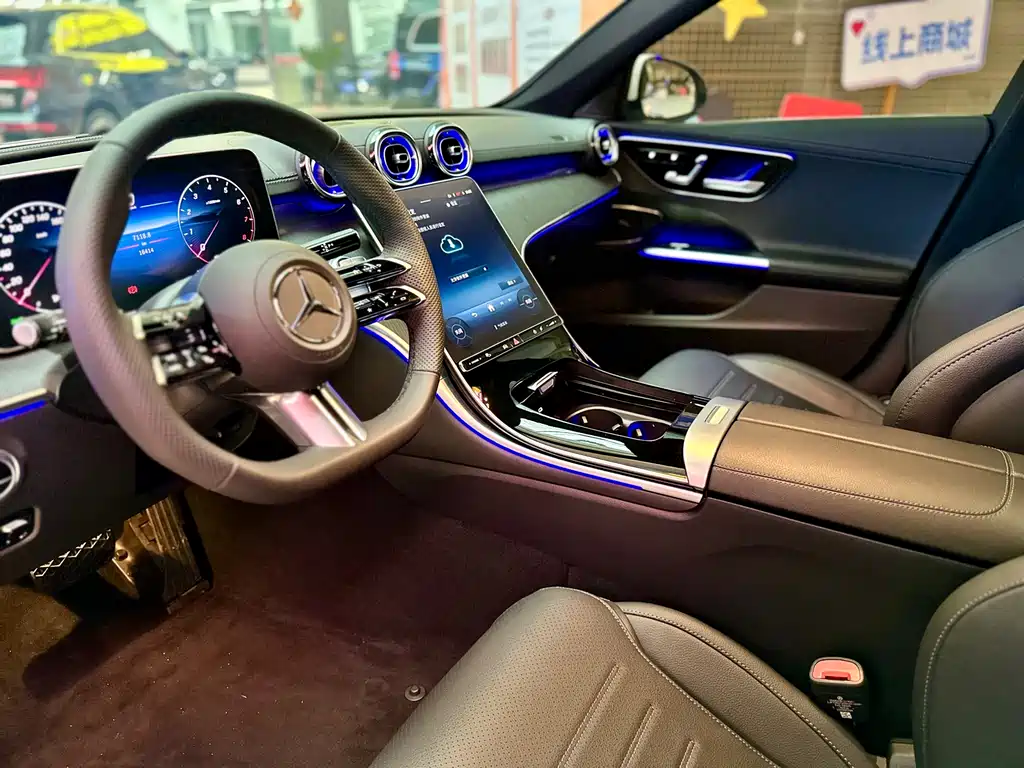 Mercedes-Benz Mercedes-Benz C-Class 2025 C 260 L Sport Edition 2025 - thumbnail 4