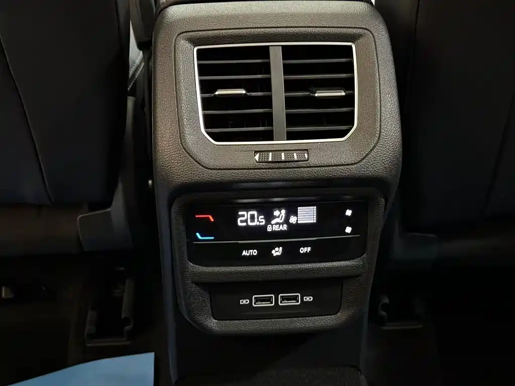 Volkswagen Tayron 2025 Model Trend Edition 330TSI 2025 - thumbnail 12