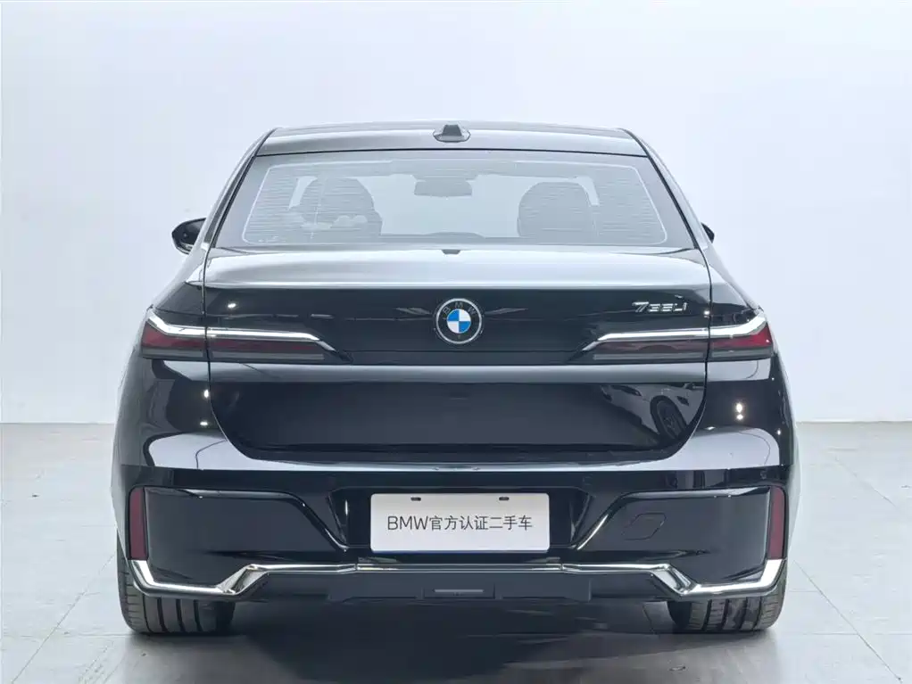 BMW BMW 7 Series 2023 735Li M Sport Package 2024 - thumbnail 5
