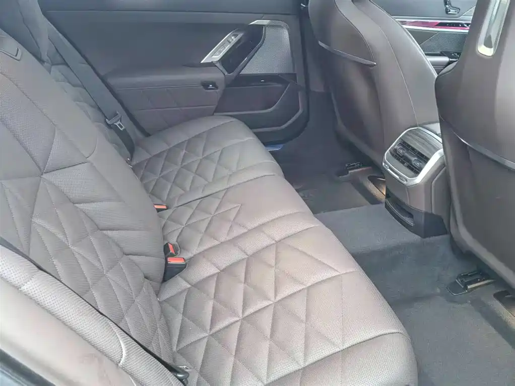 BMW BMW 7 Series 2023 735Li M Sport Package 2024 - thumbnail 10
