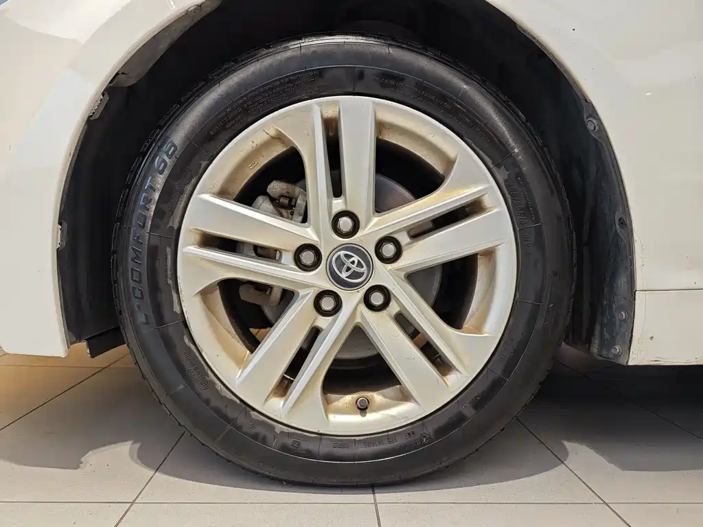 Toyota Toyota Corolla 2021 TNGA 1.5L CVT Advanced Edition 2023 - thumbnail 5