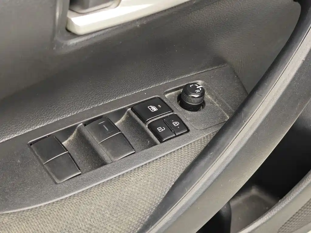 Toyota Toyota Corolla 2021 TNGA 1.5L CVT Advanced Edition 2023 - thumbnail 9