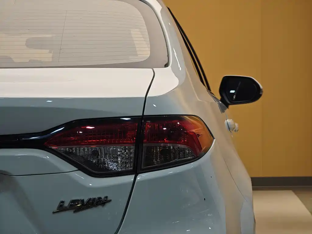 Toyota Toyota Corolla 2021 TNGA 1.5L CVT Advanced Edition 2023 - thumbnail 26