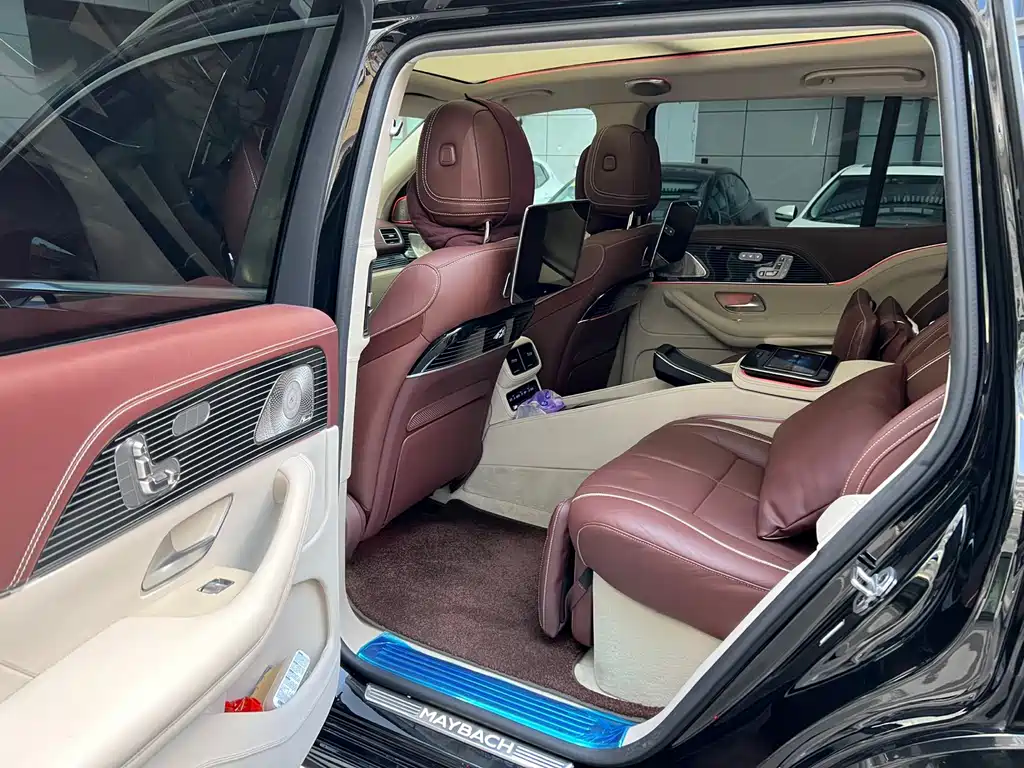 Mercedes-Benz Mercedes-Benz GLS 2023 GLS 450 4MATIC Luxury Edition 2023 - thumbnail 5