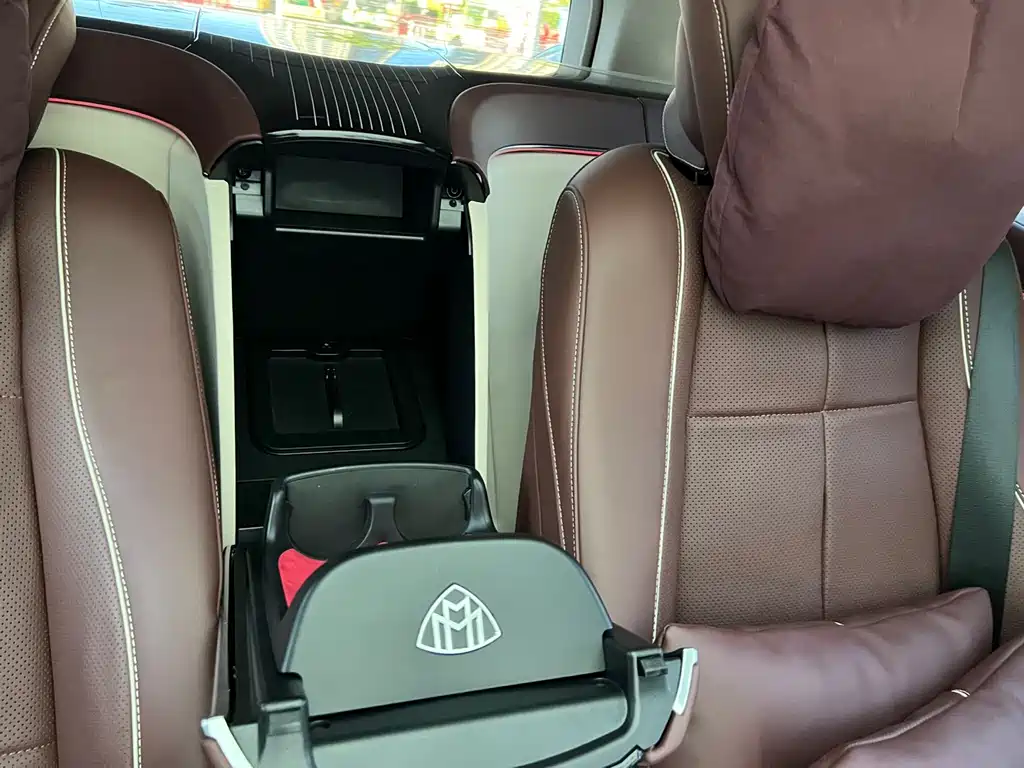 Mercedes-Benz Mercedes-Benz GLS 2023 GLS 450 4MATIC Luxury Edition 2023 - thumbnail 19