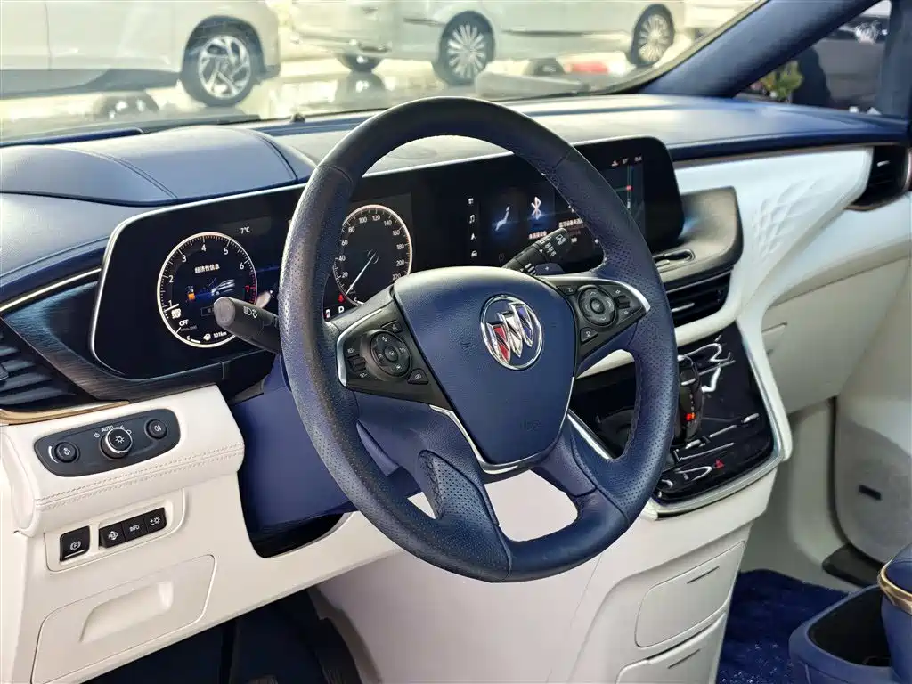 Buick Buick GL8 2020 Avenir Four-Seat Luxury Edition 2020 - thumbnail 5