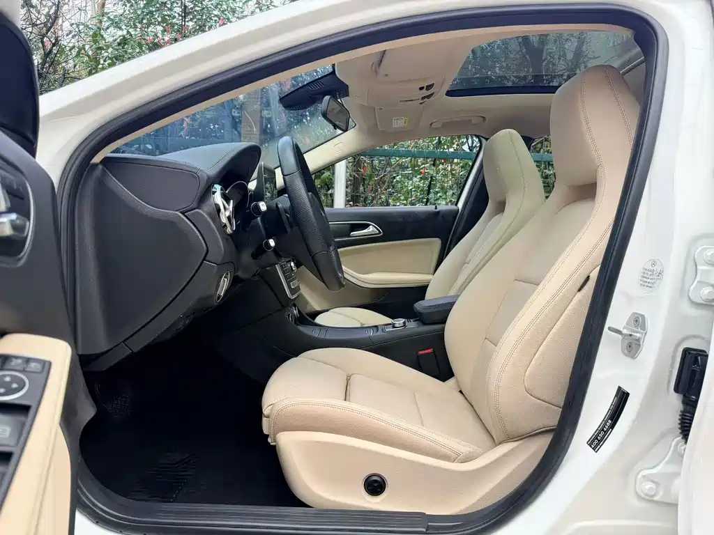 Mercedes-Benz Mercedes-Benz GLA 2017 GLA 200 Style 2018 - thumbnail 6
