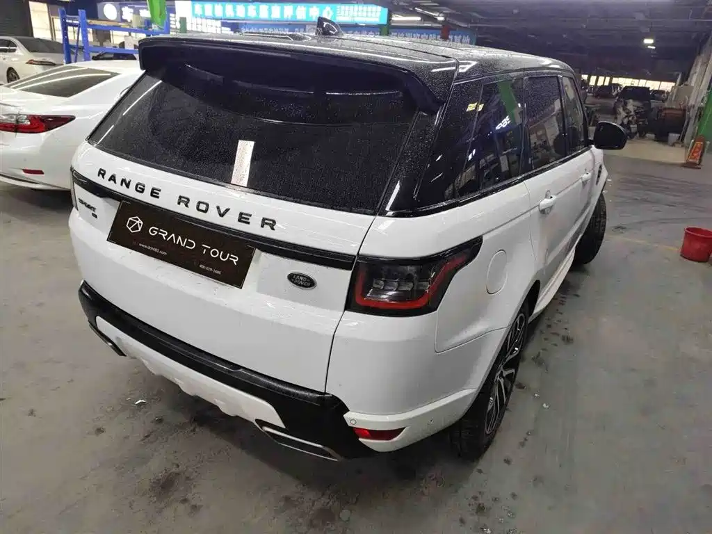 Land Rover Range Rover Sport 2021 3.0 L6 Black Badge 2021 - thumbnail 4