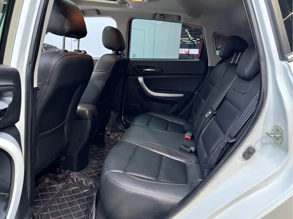 Changan Changan CS35 2016 1.6L Automatic Luxury Edition China V 2016 - thumbnail 9
