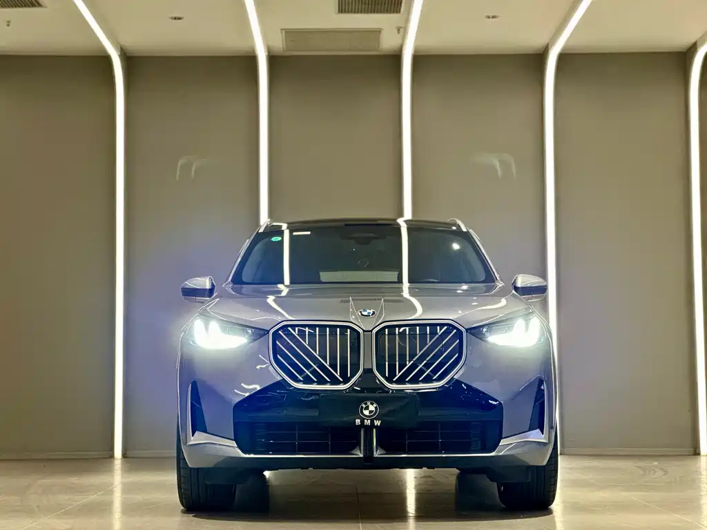 BMW BMW X3 2025 xDrive30L Premium M Sport Package 2025 - thumbnail 2