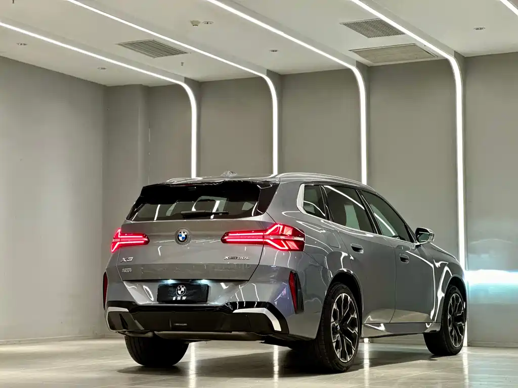 BMW BMW X3 2025 xDrive30L Premium M Sport Package 2025 - thumbnail 10