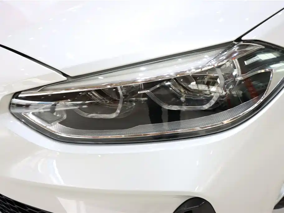 BMW BMW 1 Series 2020 120i M Sport Package 2020 - thumbnail 7