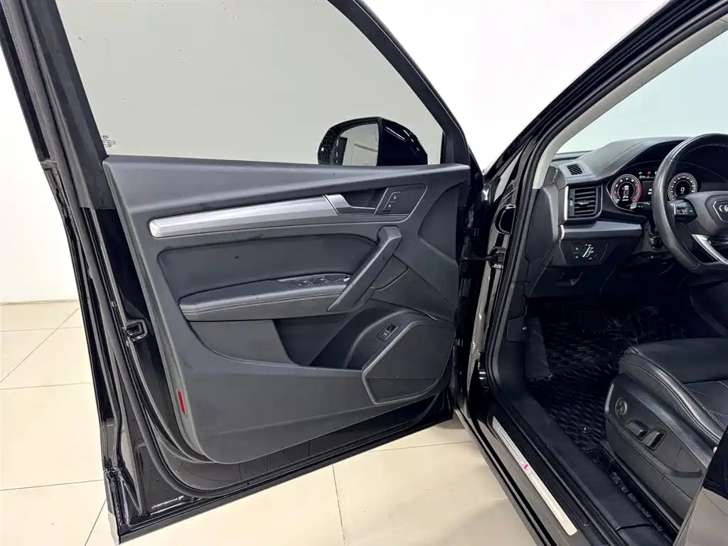 Audi Audi Q5L 2022 40T Fashion Dynamic Edition 2023 - thumbnail 9