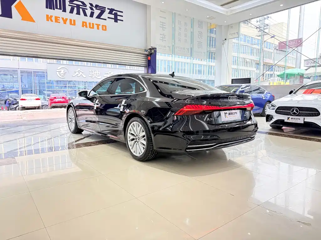 Audi Audi A7L 2022 45 TFSI S-line Dream Edition Flowing Crystal Package 2023 - thumbnail 18