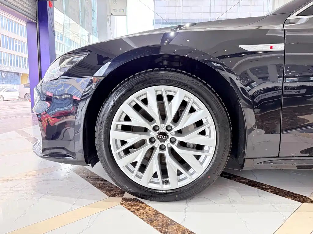 Audi Audi A7L 2022 45 TFSI S-line Dream Edition Flowing Crystal Package 2023 - thumbnail 21