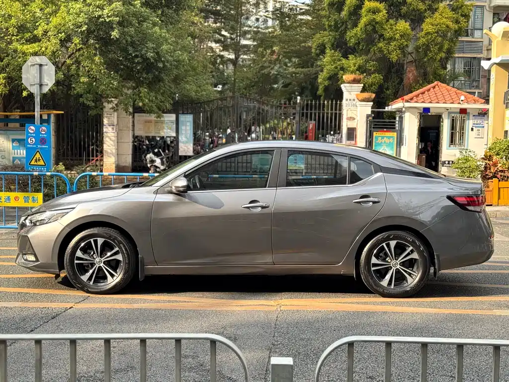 Nissan Nissan Sylphy 2023 1.6L CVT Comfort Edition 2023 - thumbnail 15
