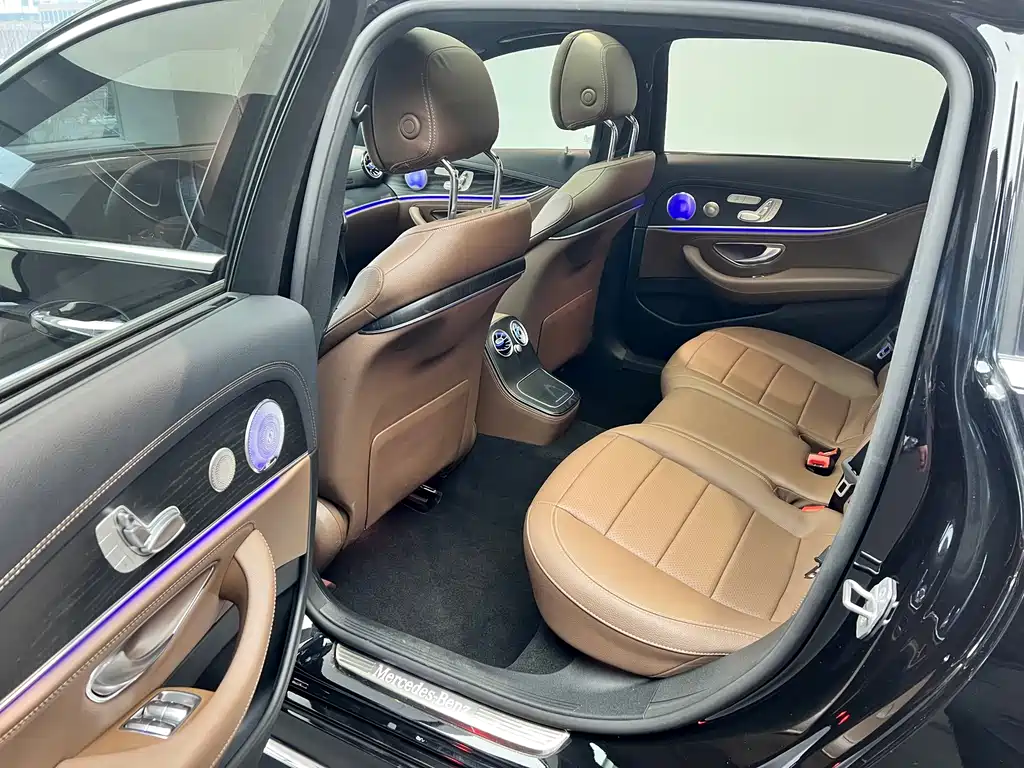 Mercedes-Benz Mercedes-Benz E-Class 2023 Model Year Facelift E 300 L Sport Luxury Edition 2023 - thumbnail 8