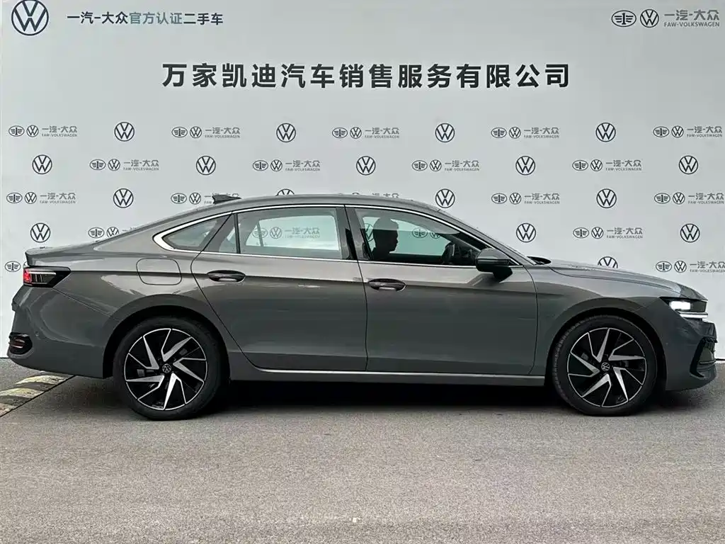 Volkswagen Magotan 2024 380TSI DSG Supreme Edition 2025 - thumbnail 3