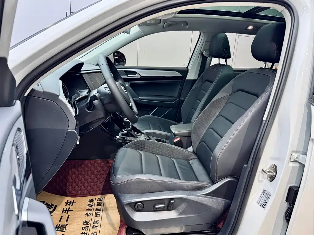 Volkswagen Tayron 2020 330TSI 2WD Luxury Intelligent Connectivity Edition 2020 - thumbnail 2