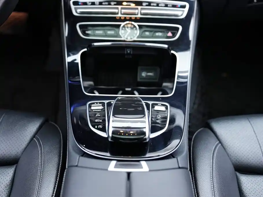 Mercedes-Benz Mercedes-Benz E-Class 2016 E 200 L 2017 - thumbnail 15