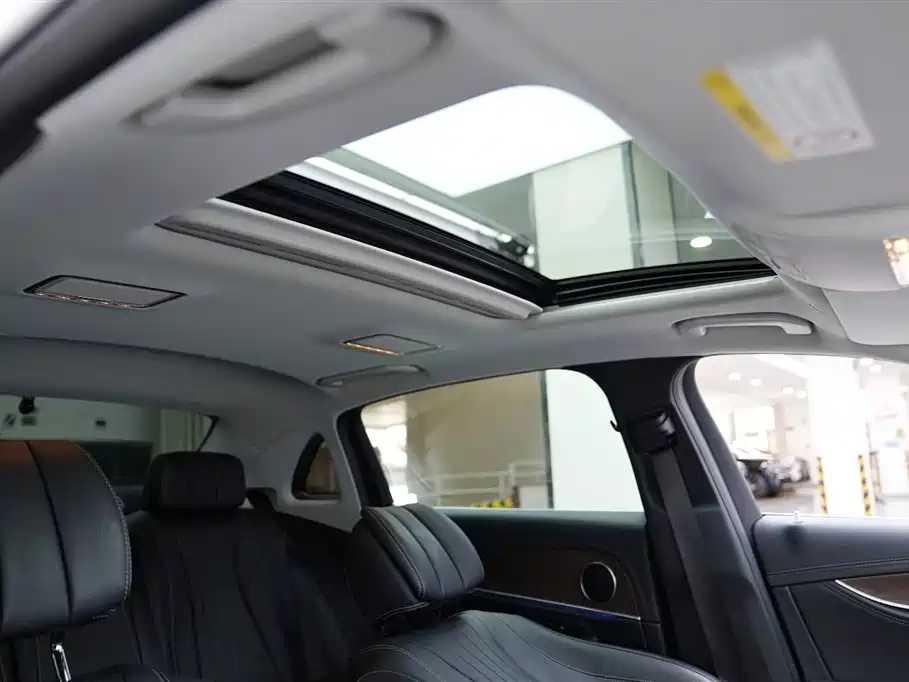 Mercedes-Benz Mercedes-Benz E-Class 2016 E 200 L 2017 - thumbnail 16