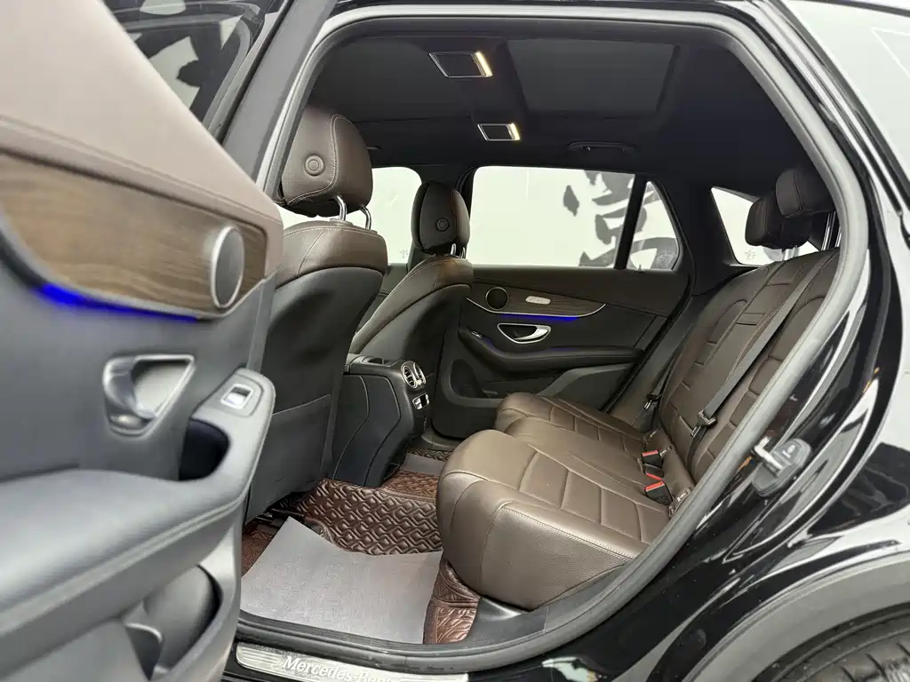 Mercedes-Benz Mercedes-Benz GLC 2021 GLC 260 L 4MATIC Luxury Edition 2021 - thumbnail 5