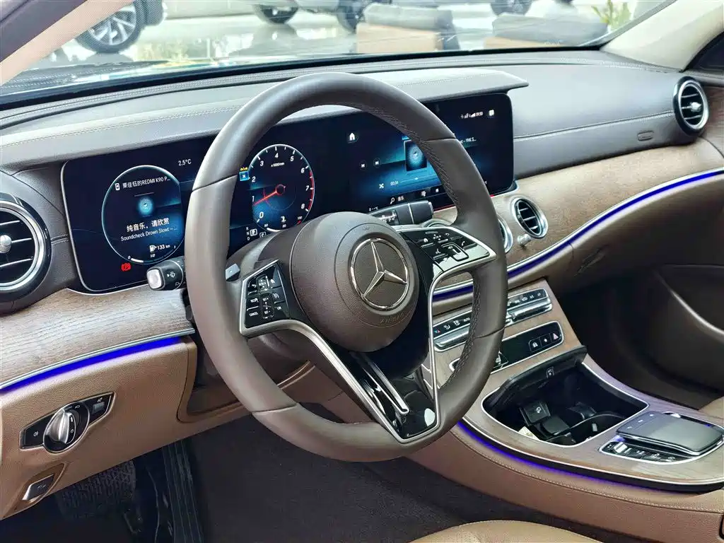 Mercedes-Benz Mercedes-Benz E-Class 2023 Facelift E 300 L Fashion Edition 2023 - thumbnail 5