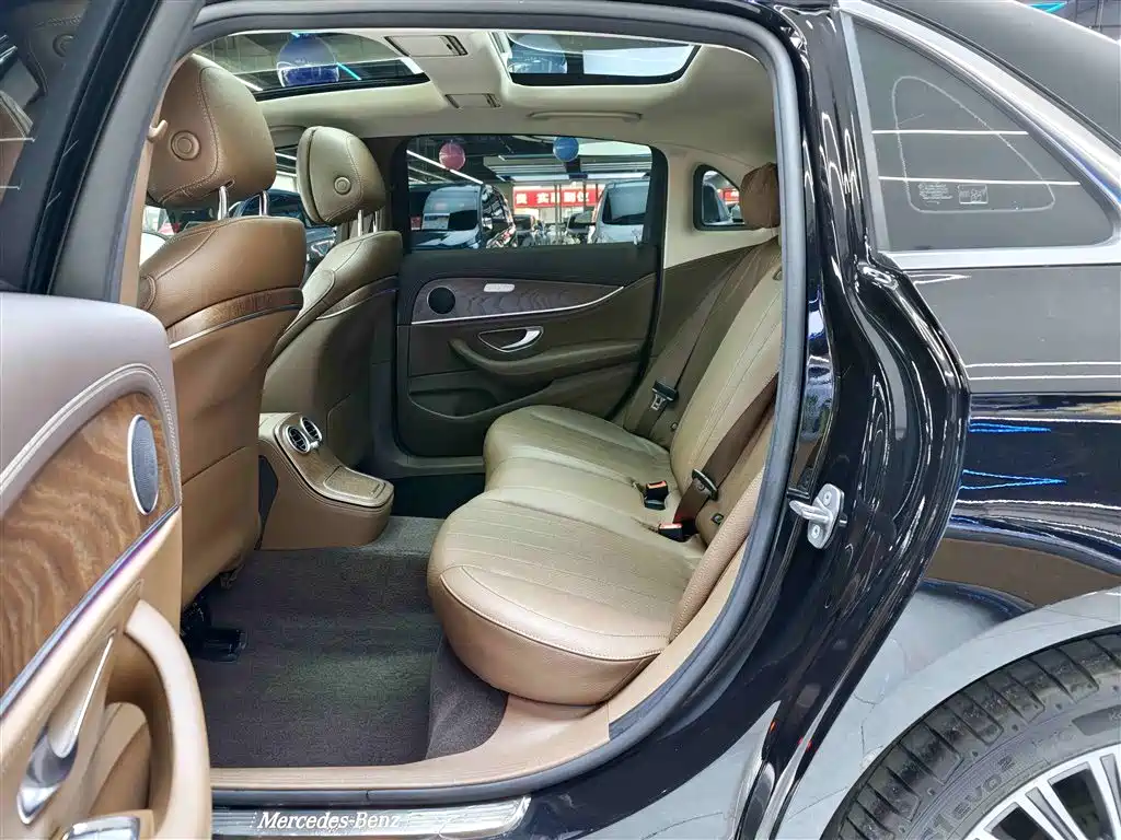 Mercedes-Benz Mercedes-Benz E-Class 2023 Facelift E 300 L Fashion Edition 2023 - thumbnail 8